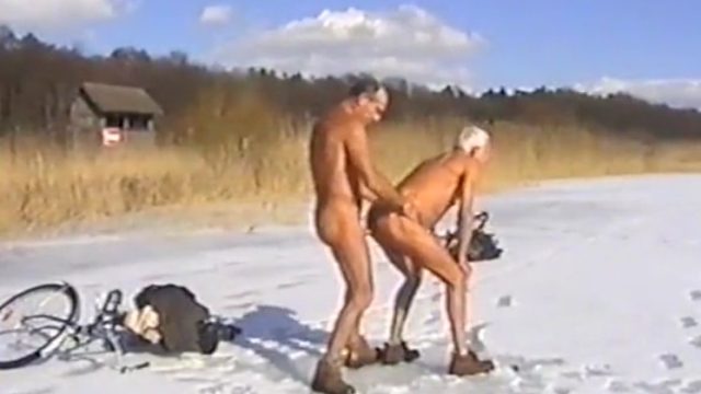 Old Silver Friends Fucking In Public Beach